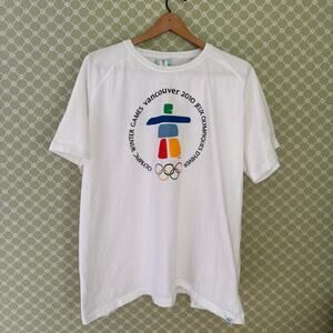 2010 vancouver olympics graphic white